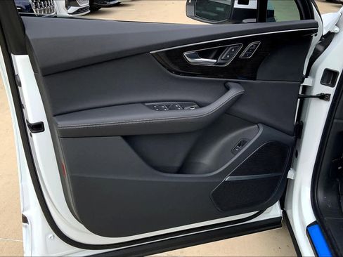 New 2025 Audi Q7 3.0T Prestige image 10