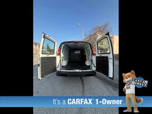 Used 2022 Chevrolet Express 2500 w/ Driver Convenience Package image 4