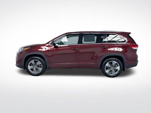 Used 2018 Toyota Highlander Limited Platinum AWD/4WD image 11