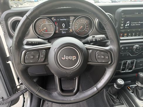 Used 2022 Jeep Wrangler Unlimited Sport AWD/4WD image 21