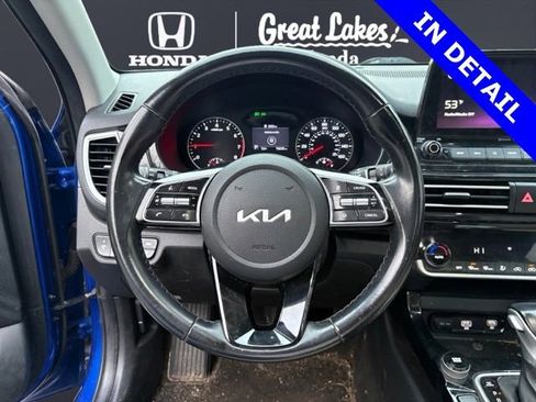 Used 2022 Kia Seltos EX AWD/4WD image 7
