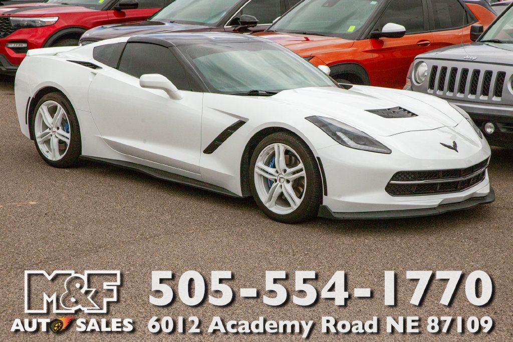 Used 2016 Chevrolet Corvette Stingray Coupe RWD image 1