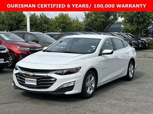 Used 2024 Chevrolet Malibu LT FWD image 3