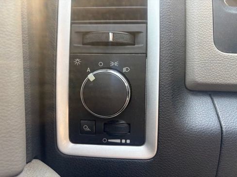 Used 2009 Dodge Ram 1500 Truck SLT AWD/4WD image 17