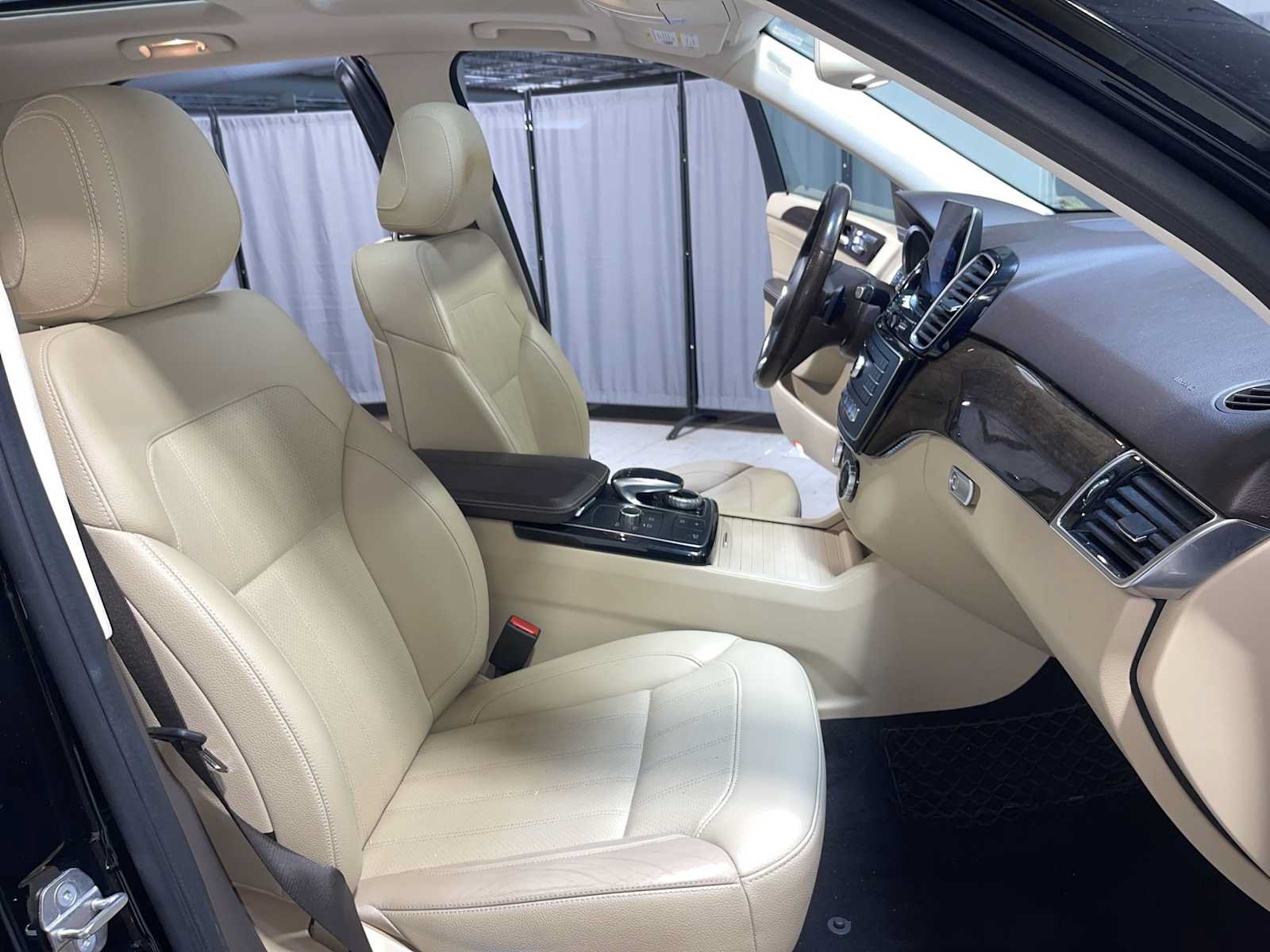 Used 2018 Mercedes-Benz GLE 350 4MATIC image 14