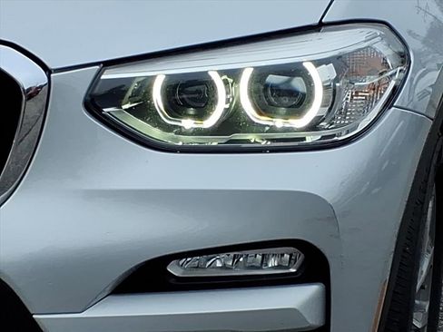 Used 2018 BMW X3 xDrive30i image 12