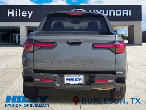 Used 2022 Hyundai Santa Cruz SEL image 5