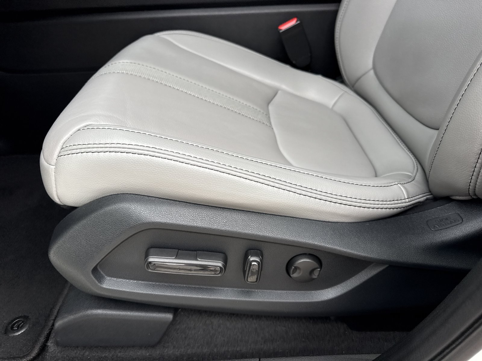 Used 2023 Honda Pilot Touring image 21