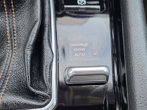 Used 2022 Jeep Compass Limited AWD/4WD image 26