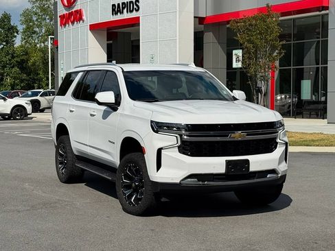 Used 2023 Chevrolet Tahoe LS AWD/4WD image 1