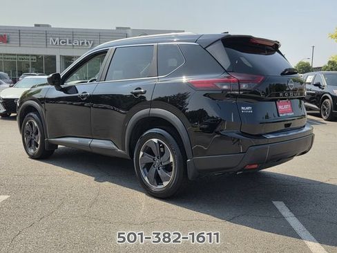 Certified 2025 Nissan Rogue SV w/ SV Premium Package FWD image 3
