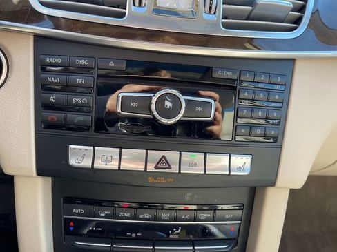 Used 2015 Mercedes-Benz E 350 4MATIC Sedan image 22