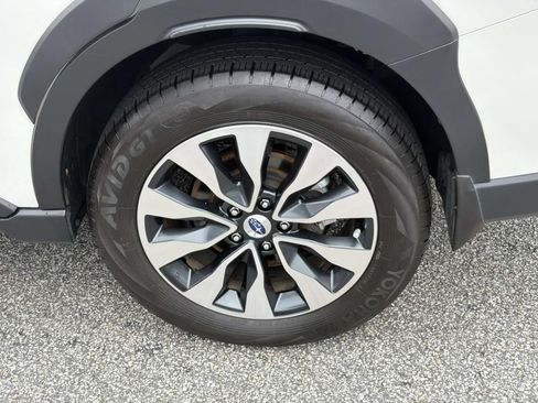Certified 2025 Subaru Outback Touring XT w/ Popular Package #2 AWD/4WD image 20