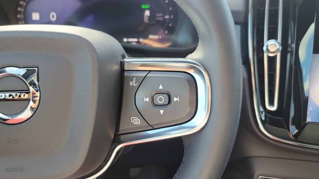Used 2023 Volvo C40 P8 Recharge Ultimate AWD/4WD image 22