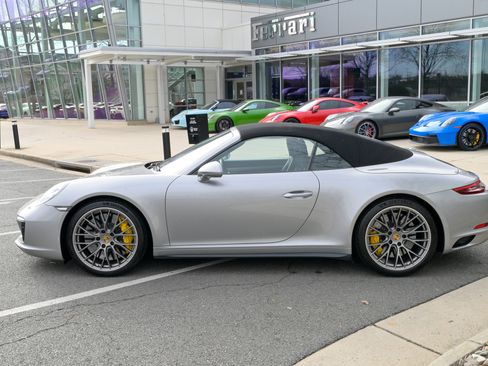 Used 2017 Porsche 911 Carrera 4S image 8