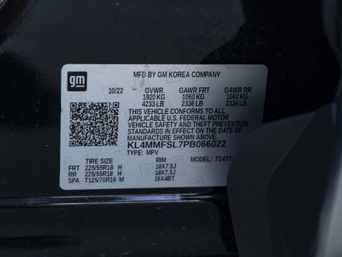 Used 2023 Buick Encore GX Essence w/ Experience Buick Package FWD image 46