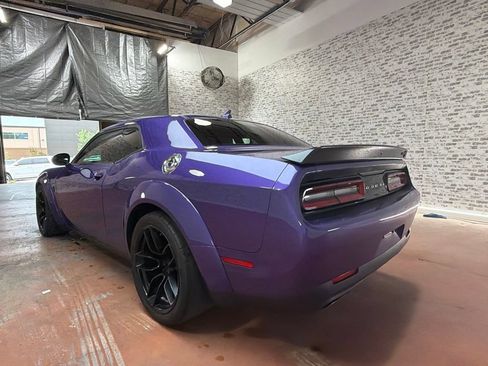 Used 2023 Dodge Challenger SRT Hellcat RWD image 5