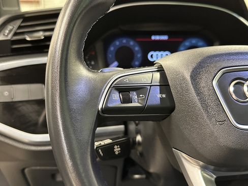 Used 2022 Audi Q3 2.0T Premium image 8