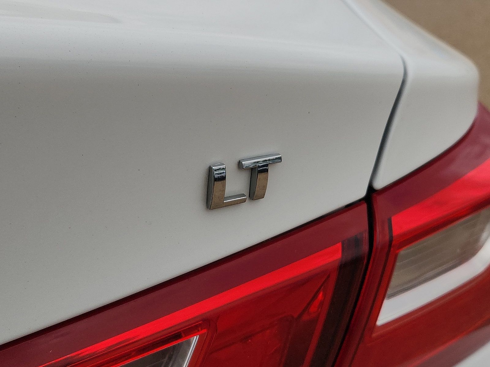 Used 2024 Chevrolet Malibu LT FWD image 10
