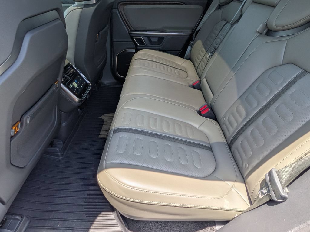 Used 2023 Rivian R1T Adventure Quad AWD/4WD image 20