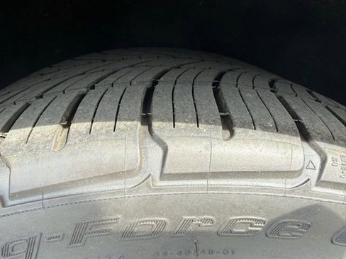 Used 2012 Maserati GranTurismo Sport RWD image 31