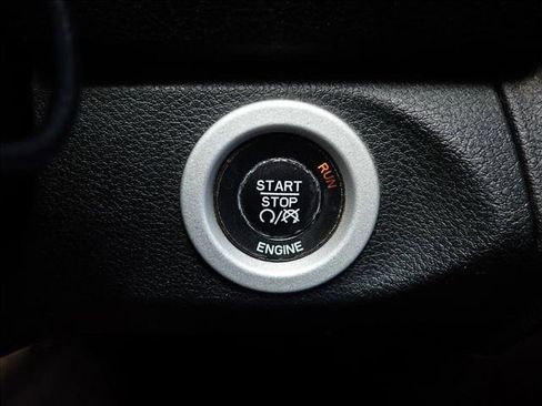 Used 2015 RAM 2500 Laramie AWD/4WD image 23