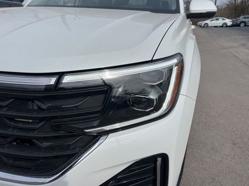New 2026 Volkswagen Atlas SEL Premium R-Line AWD/4WD image 9