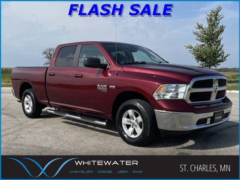 Used 2020 RAM 1500 Classic SLT image 1