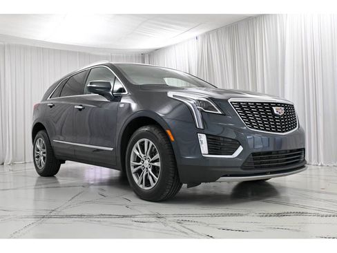 Used 2021 Cadillac XT5 Premium Luxury image 2