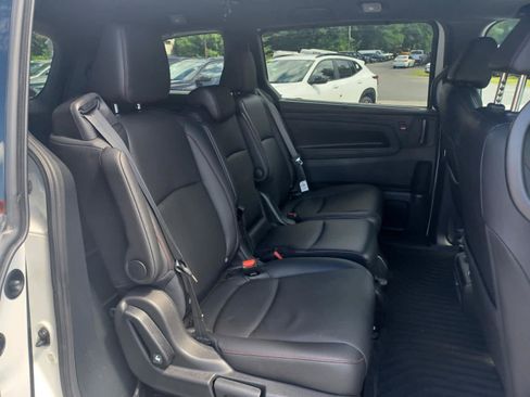 Used 2023 Honda Odyssey Sport image 25