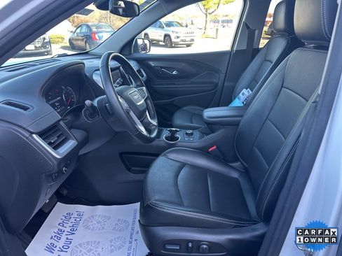 Used 2024 GMC Terrain SLT image 61