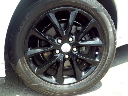 Used 2018 Dodge Durango GT w/ Premium Group AWD/4WD image 10