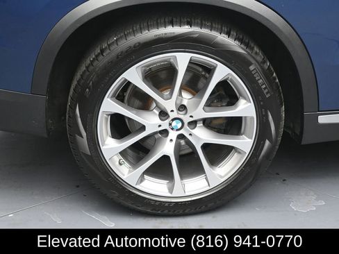 Used 2019 BMW X5 xDrive40i w/ Premium Package 2 AWD/4WD image 5