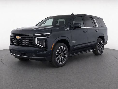 Used 2026 Chevrolet Tahoe High Country w/ Sun And Tow Package AWD/4WD image 3