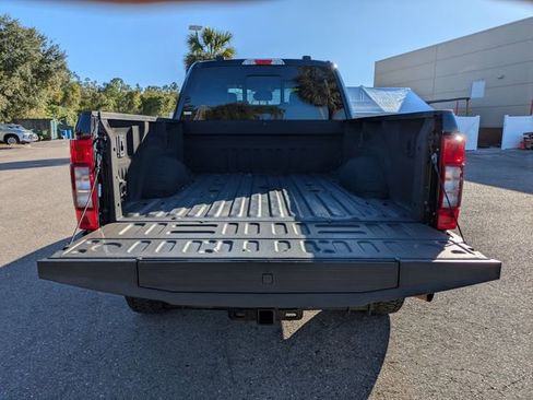 Used 2022 Ford F350 Lariat image 14
