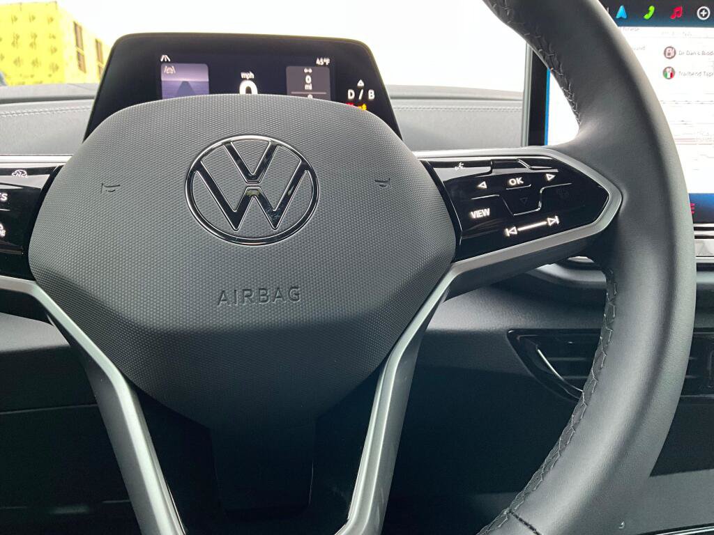 New 2026 Volkswagen ID.4 Pro AWD/4WD image 21