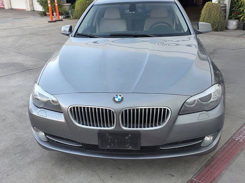 Used 2012 BMW 550i Sedan RWD image 4