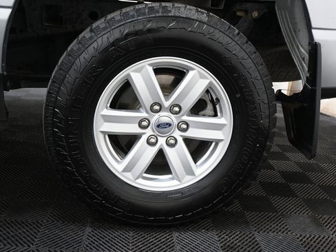 Used 2023 Ford F150 XLT image 37