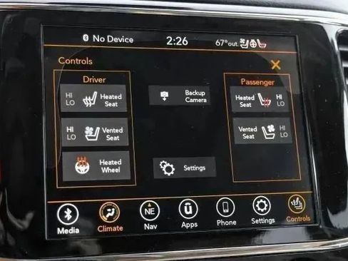 Used 2021 Jeep Grand Cherokee Limited w/ Luxury Group II AWD/4WD image 32