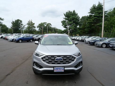 Used 2022 Ford Edge SEL AWD/4WD image 3