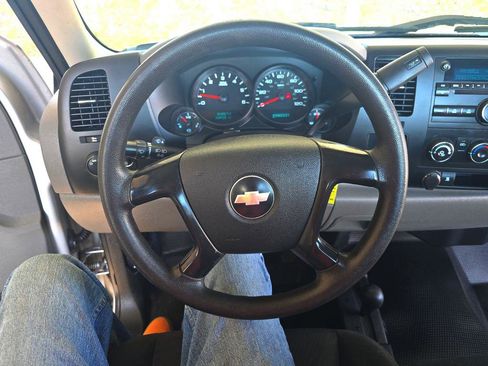 Used 2010 Chevrolet Silverado 1500 W/T w/ LS Package image 18