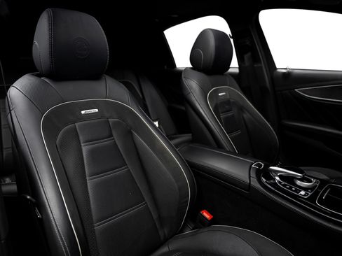 Used 2019 Mercedes-Benz E 63 AMG S image 39