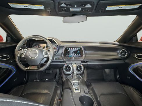 Used 2016 Chevrolet Camaro SS RWD image 30