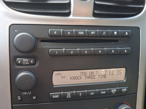 Used 2005 Chevrolet Corvette Convertible w/ Preferred Equipment Group image 16