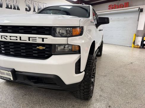 Used 2021 Chevrolet Silverado 1500 Custom RWD image 13