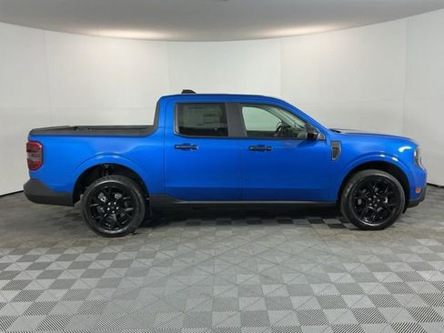 New 2025 Ford Maverick XLT w/ XLT Luxury Package AWD/4WD image 4