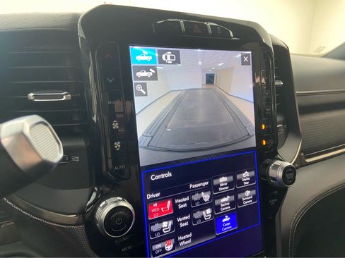 Used 2019 RAM 2500 Limited image 32