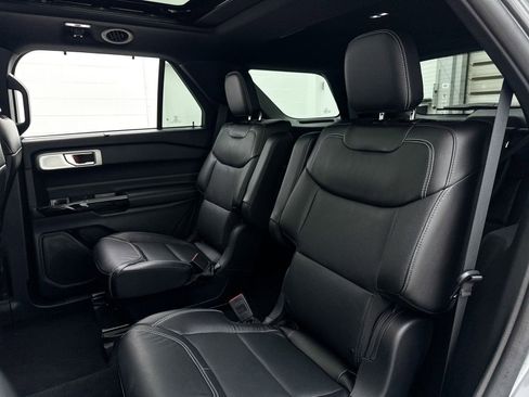 Used 2024 Ford Explorer ST w/ Equipment Group 401A image 40