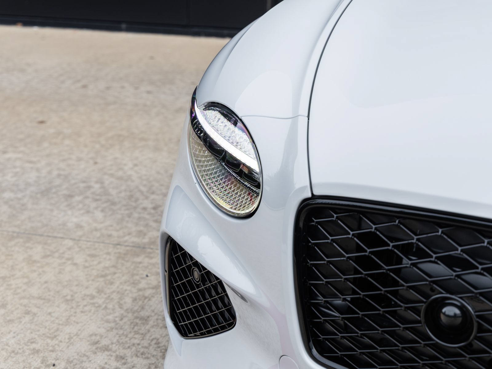 Used 2025 Bentley Continental GTC AWD/4WD image 18
