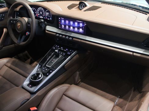 New 2026 Porsche 911 Carrera 4S image 29